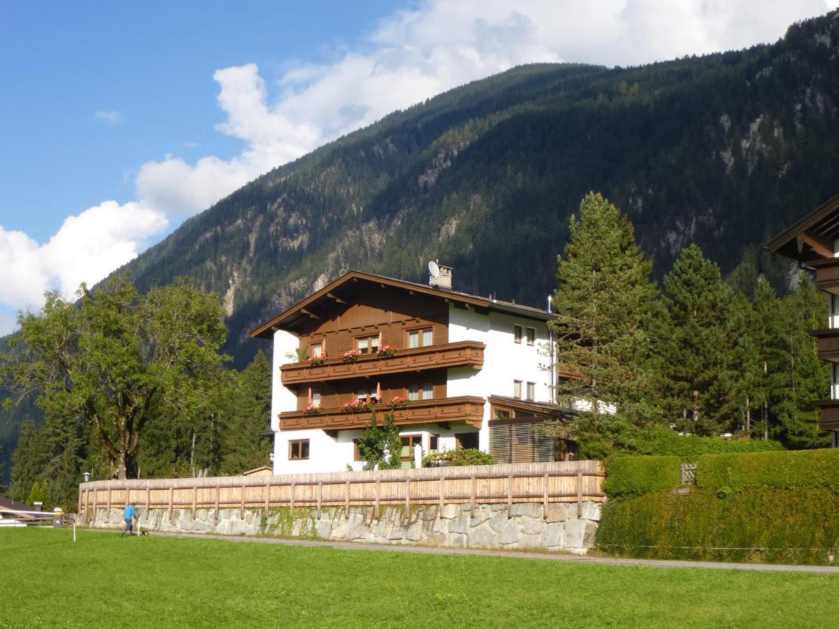 Haus Penkenblick Apartment Mayrhofen Exterior photo